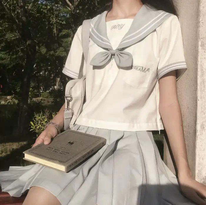 小精灵乔莉